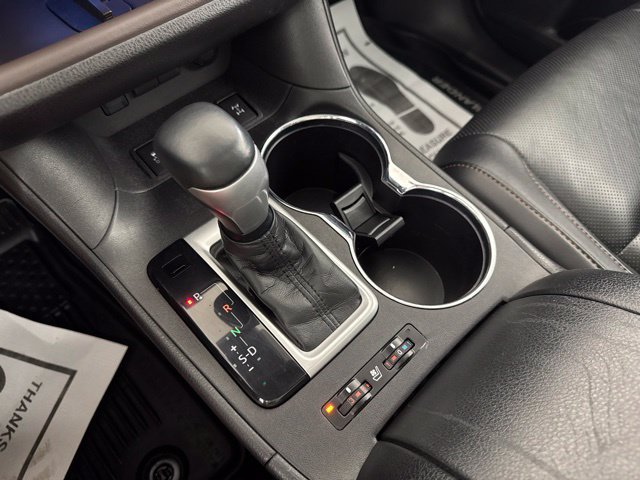 Used 2018 Toyota Highlander Limited AWD/4WD image 17