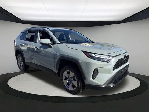 Used 2023 Toyota RAV4 XLE image 3