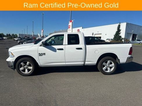 Used 2024 RAM 1500 Classic SLT AWD/4WD image 3