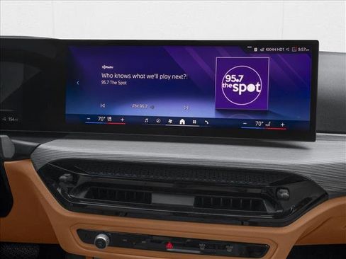 New 2026 BMW i4 xDrive40i w/ Premium Package image 7