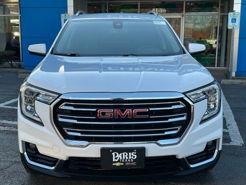 Used 2022 GMC Terrain SLT image 2