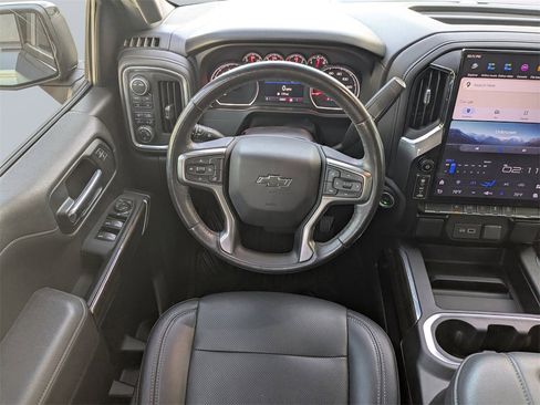 Used 2021 Chevrolet Silverado 1500 RST image 16
