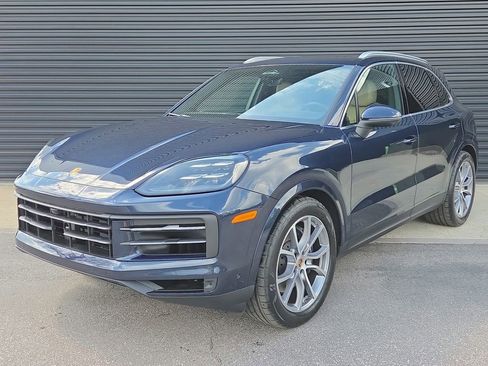 New 2026 Porsche Cayenne AWD/4WD image 1
