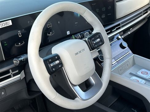 New 2026 Hyundai Santa Fe SE image 21
