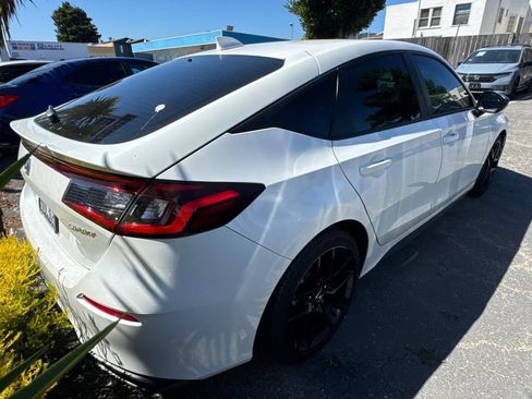 Used 2025 Honda Civic Sport image 5