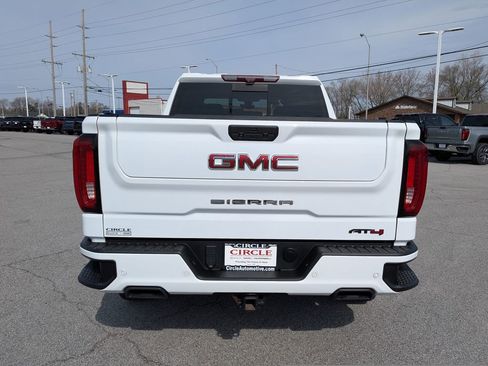 Used 2022 GMC Sierra 1500 AT4 w/ AT4 Premium Package image 6