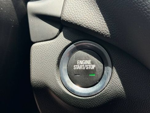 Used 2023 Chevrolet Equinox LT FWD image 25