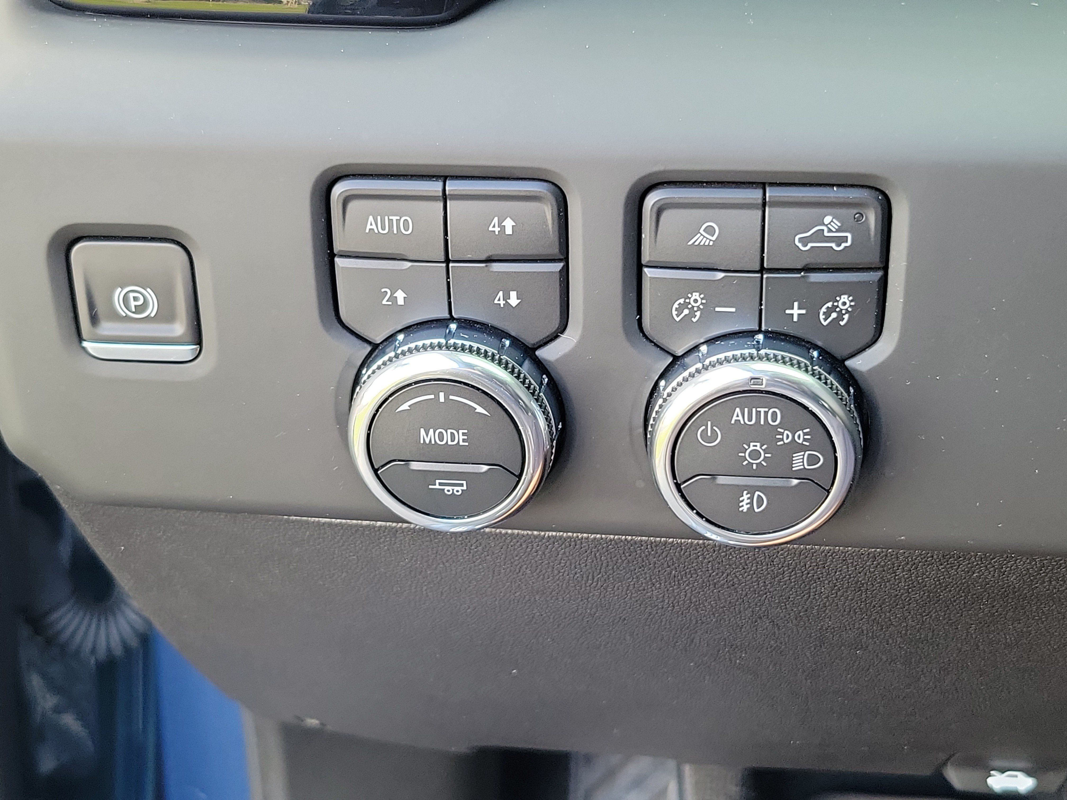 Used 2026 GMC Sierra 2500 Denali Ultimate AWD/4WD image 21