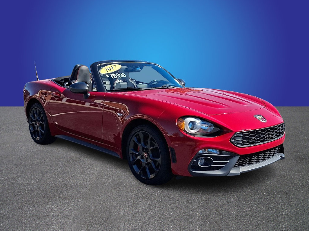 Used 2017 FIAT 124 Spider Abarth RWD image 3