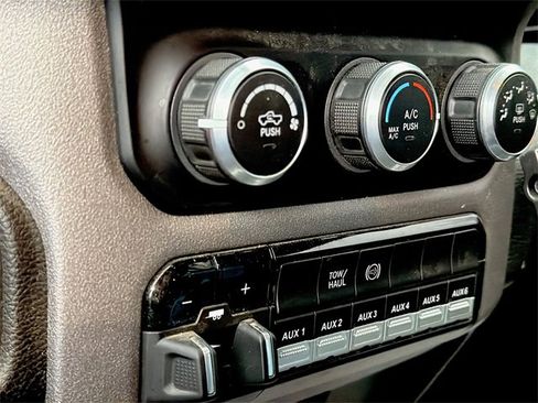 Used 2024 RAM 2500 Tradesman w/ Chrome Appearance Group image 14