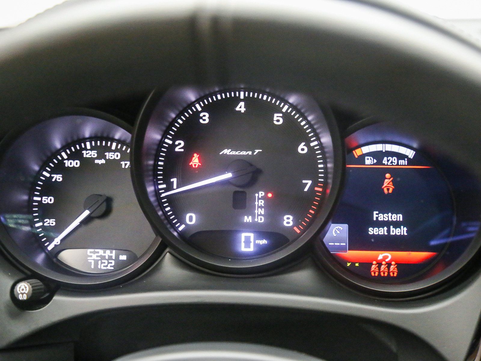 Certified 2026 Porsche Macan Turbo AWD/4WD image 20