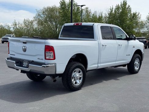 Used 2022 RAM 2500 Big Horn w/ Cold Weather Group AWD/4WD image 9