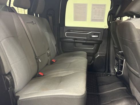 Used 2022 RAM 2500 Big Horn w/ Level C Equiment Group image 33