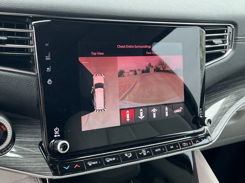 Used 2022 Jeep Wagoneer Series II w/ Convenience Group I image 17