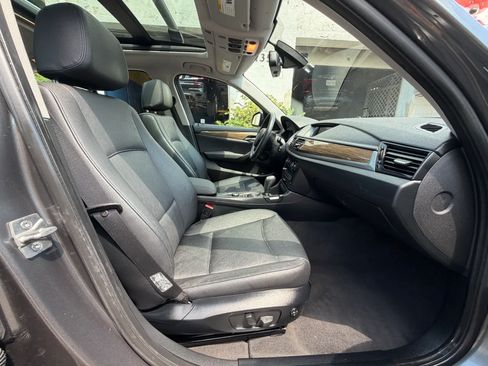Used 2015 BMW X1 xDrive35i AWD/4WD image 38