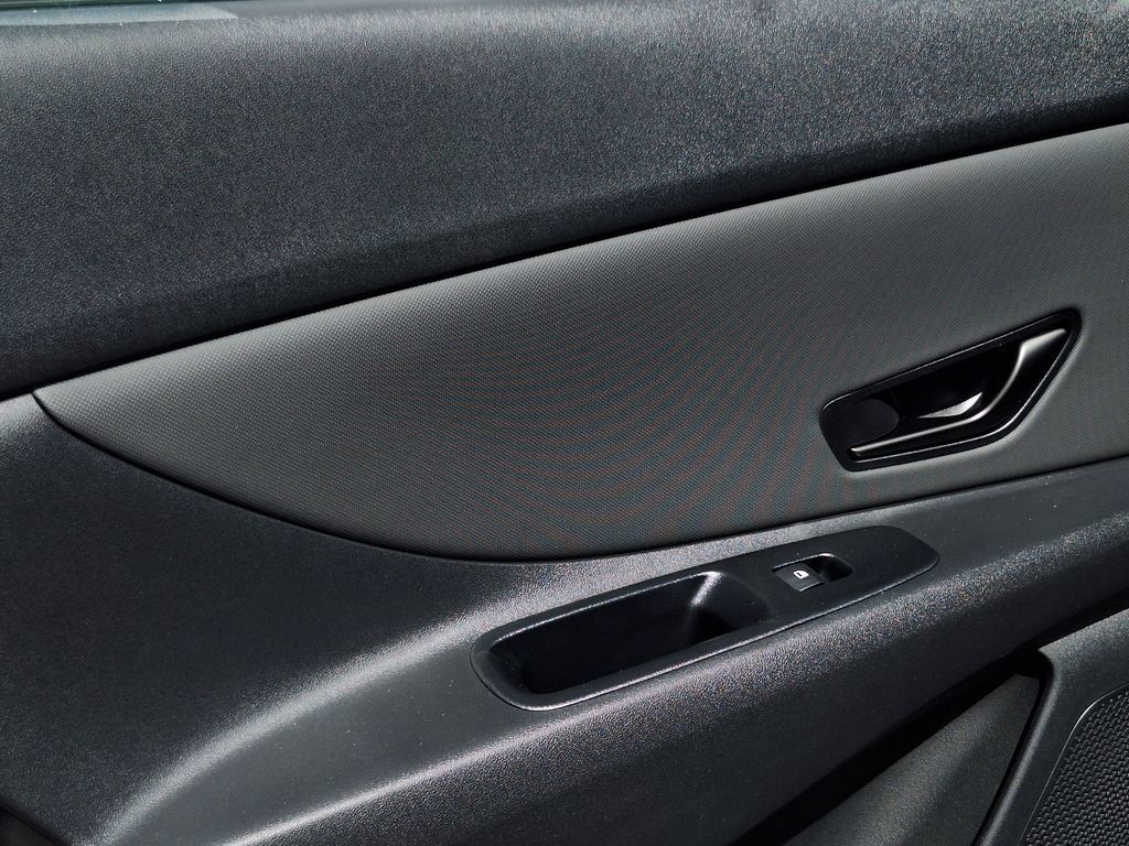 New 2026 Hyundai Elantra SEL Sport Premium FWD image 13