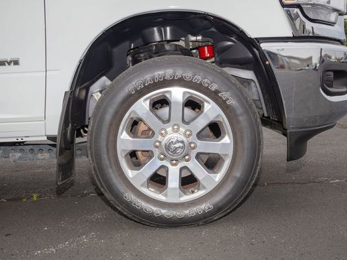 Used 2019 RAM 2500 Big Horn image 11