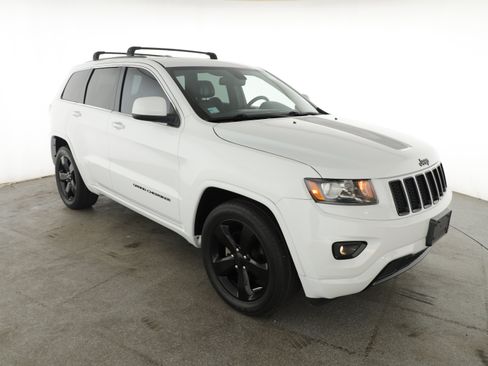 Used 2015 Jeep Grand Cherokee Altitude image 12