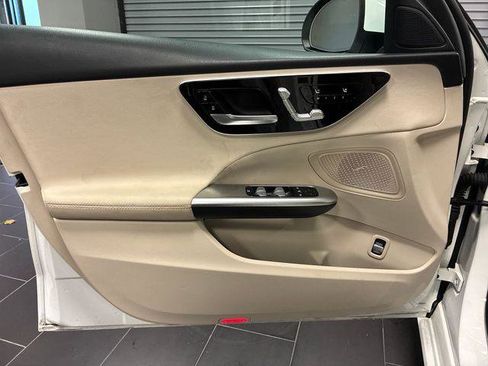 Used 2024 Mercedes-Benz C 300 Sedan image 40