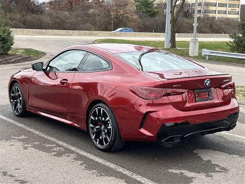 Used 2025 BMW 440i xDrive Coupe w/ Premium Package image 32