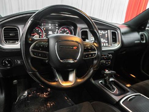 Used 2020 Dodge Charger GT AWD/4WD image 11