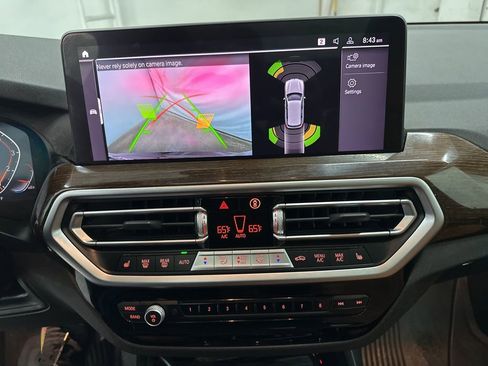 Used 2023 BMW X3 sDrive30i w/ Premium Package image 18