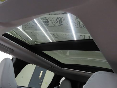 Used 2025 Mitsubishi Outlander SE FWD image 21