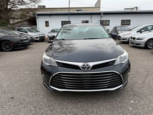 Used 2016 Toyota Avalon XLE FWD image 2
