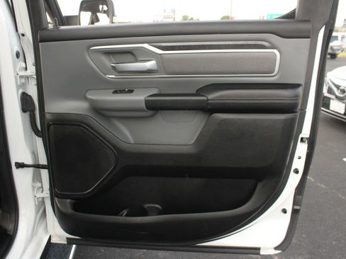 Used 2019 RAM 1500 Big Horn AWD/4WD image 21