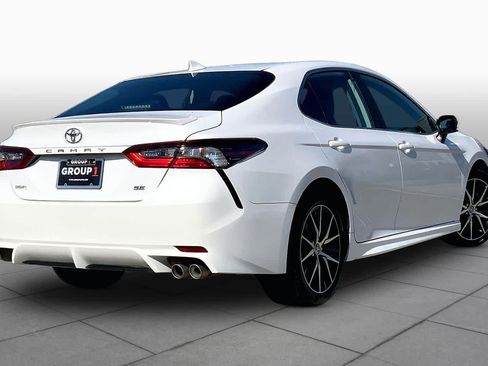 Used 2023 Toyota Camry SE FWD image 13