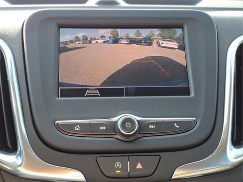 Used 2024 Chevrolet Equinox LT w/ LPO, Floor Liner Package FWD image 19