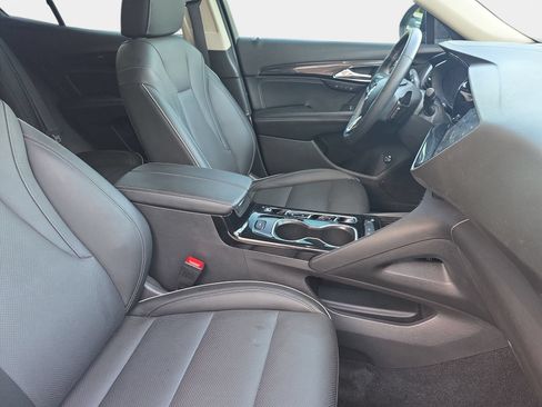 Used 2023 Buick Envision Essence FWD image 10