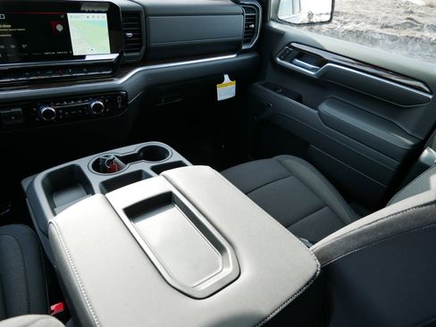 New 2026 GMC Sierra 1500 SLE w/ X31 Off-Road Package image 15