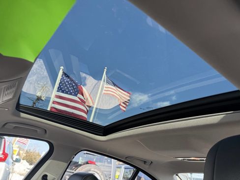 Used 2015 BMW 528i xDrive Sedan image 17