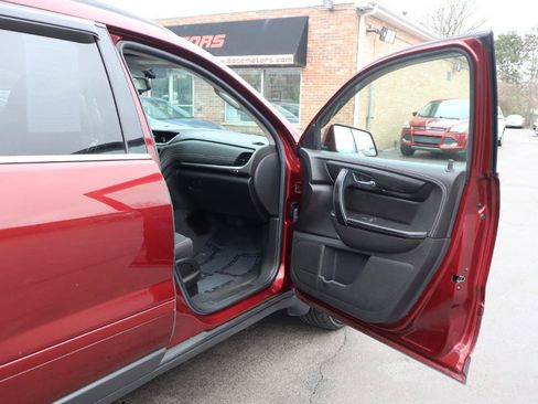 Used 2017 Chevrolet Traverse LT AWD/4WD image 10