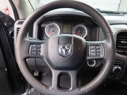 Used 2018 RAM 1500 Express w/ Express Value Package image 35