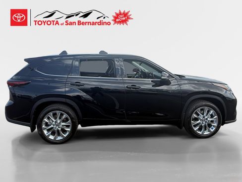 New 2026 Toyota Highlander Limited AWD/4WD image 6