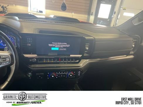 Used 2025 Chevrolet Silverado 1500 ZR2 w/ Technology Package AWD/4WD image 18
