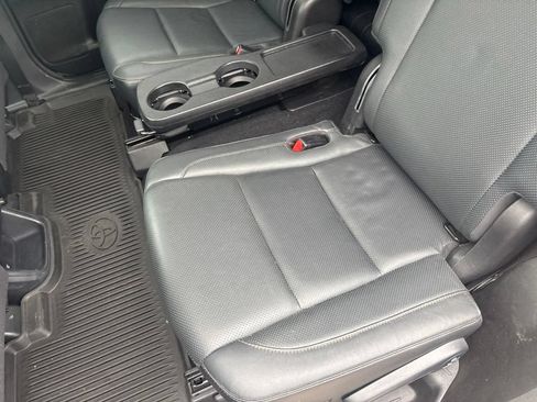 Used 2018 Toyota Highlander Limited w/ Protection Package #3 AWD/4WD image 42