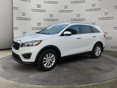 Used 2016 Kia Sorento LX w/ LX Convenience Package