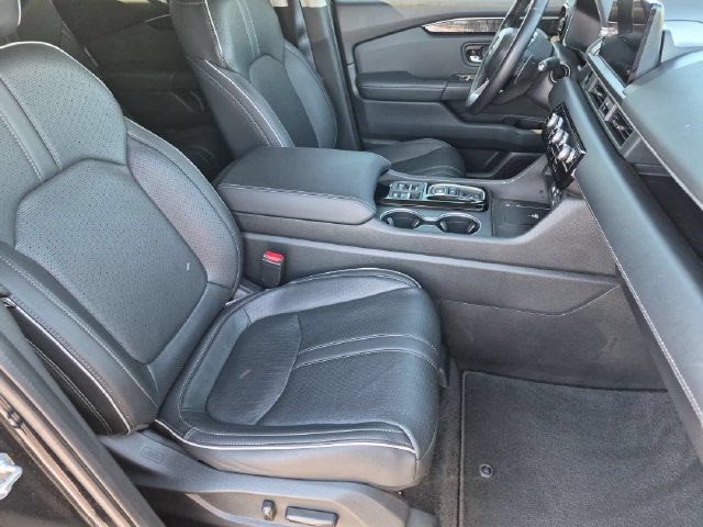 Used 2023 Honda Pilot Elite image 21