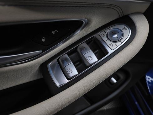 Used 2017 Mercedes-Benz C 300 4MATIC Cabriolet image 31