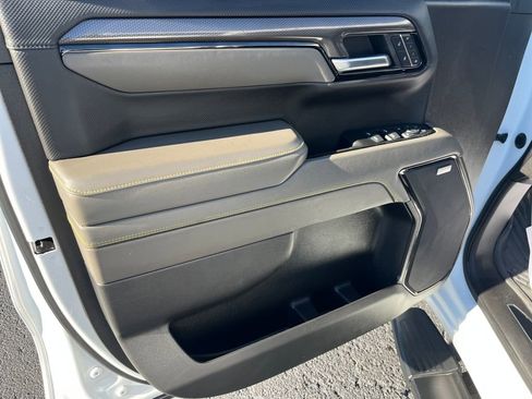 Used 2024 Chevrolet Silverado 1500 ZR2 image 21