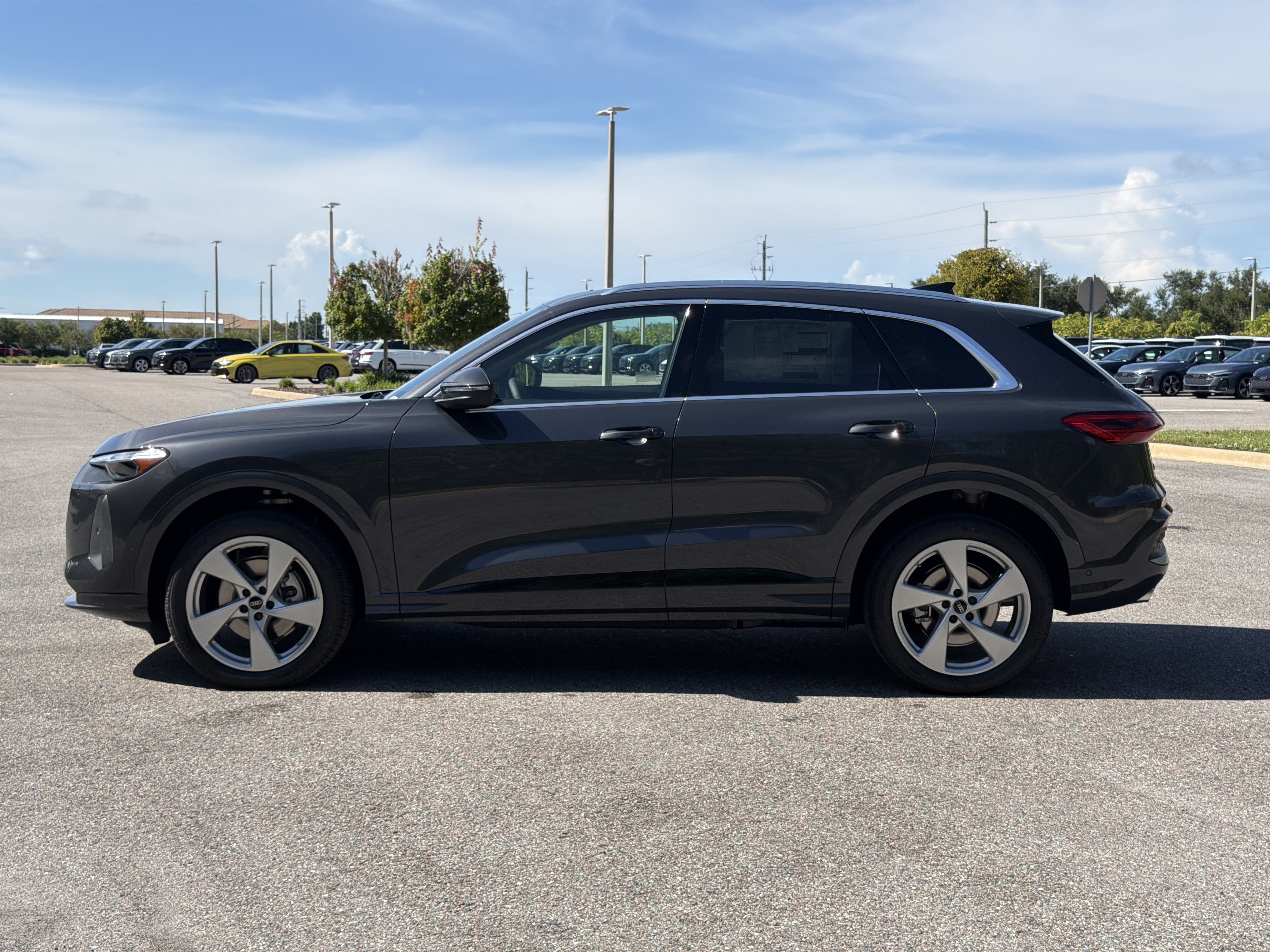 New 2026 Audi Q5 Premium AWD/4WD image 4