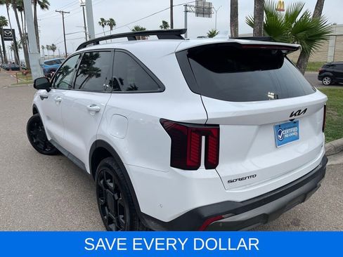 Used 2025 Kia Sorento SX Prestige w/ Olive Brown Leather Package AWD/4WD image 4