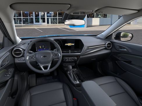 New 2026 Chevrolet Trax ACTIV w/ Driver Confidence Package FWD image 39