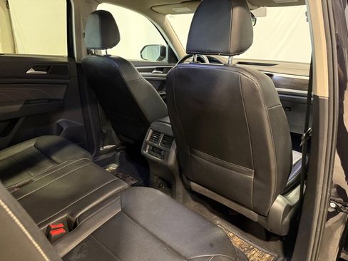 Used 2021 Volkswagen Atlas SE image 25