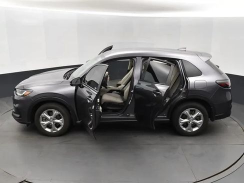 Used 2024 Honda HR-V LX image 7
