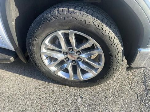 Used 2020 GMC Sierra 1500 SLT w/ SLT Premium Package image 3