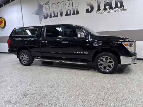 Used 2018 Nissan Titan SL w/ Chrome Package image 46